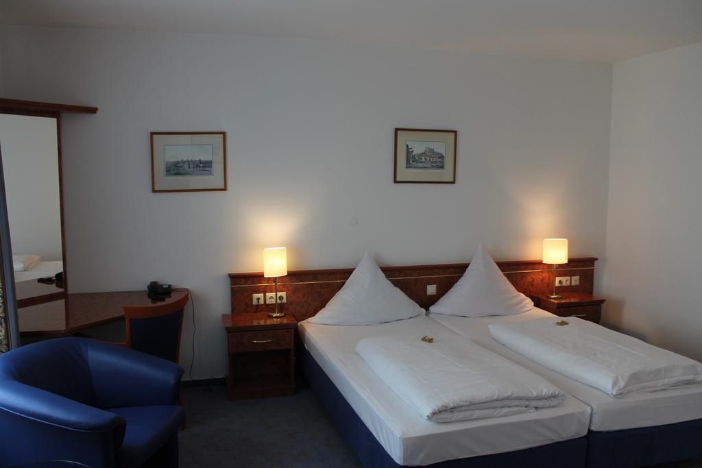 Hotel City 3*
